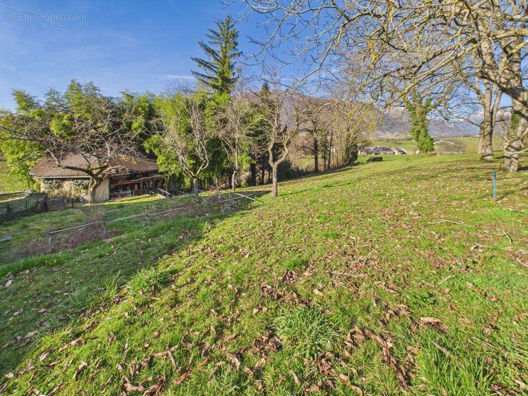 Appartement à SAINTE-HELENE-DU-LAC