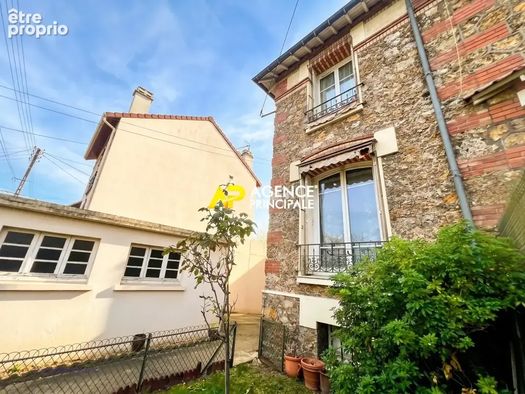 Argenteuil La Colonie Maison meulière 6 pièces 4 chambres 125m2 - photo 2