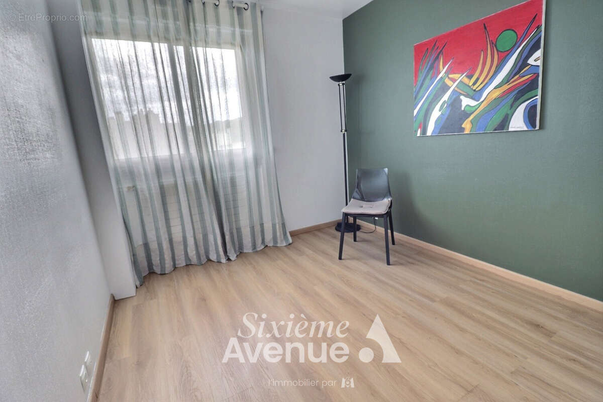 Appartement à CHAVILLE