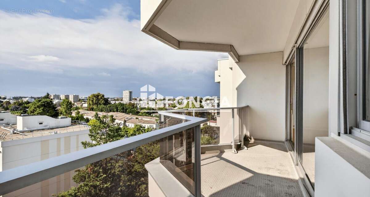 Appartement à BORDEAUX