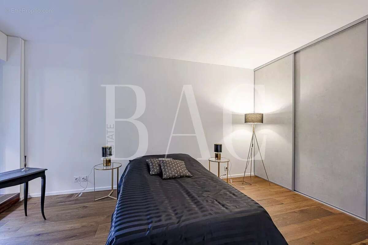 Appartement à VERSAILLES