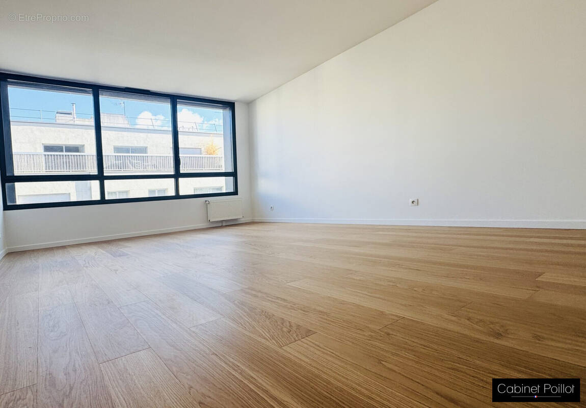 Appartement à PARIS-20E