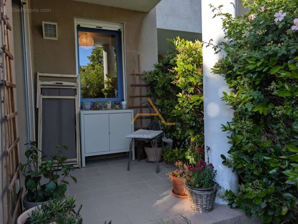 DIEULEFIT  Appartement duplex avec jardin privatif et balcon au sein d'une résidence prisée - photo 8