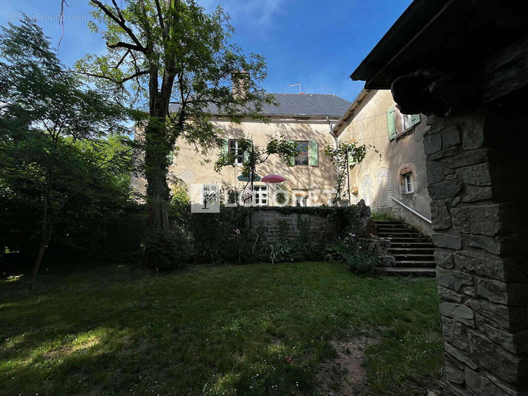 Maison de maître avec parc : projets familial, professionnel ou associatif bienvenus! - photo 22