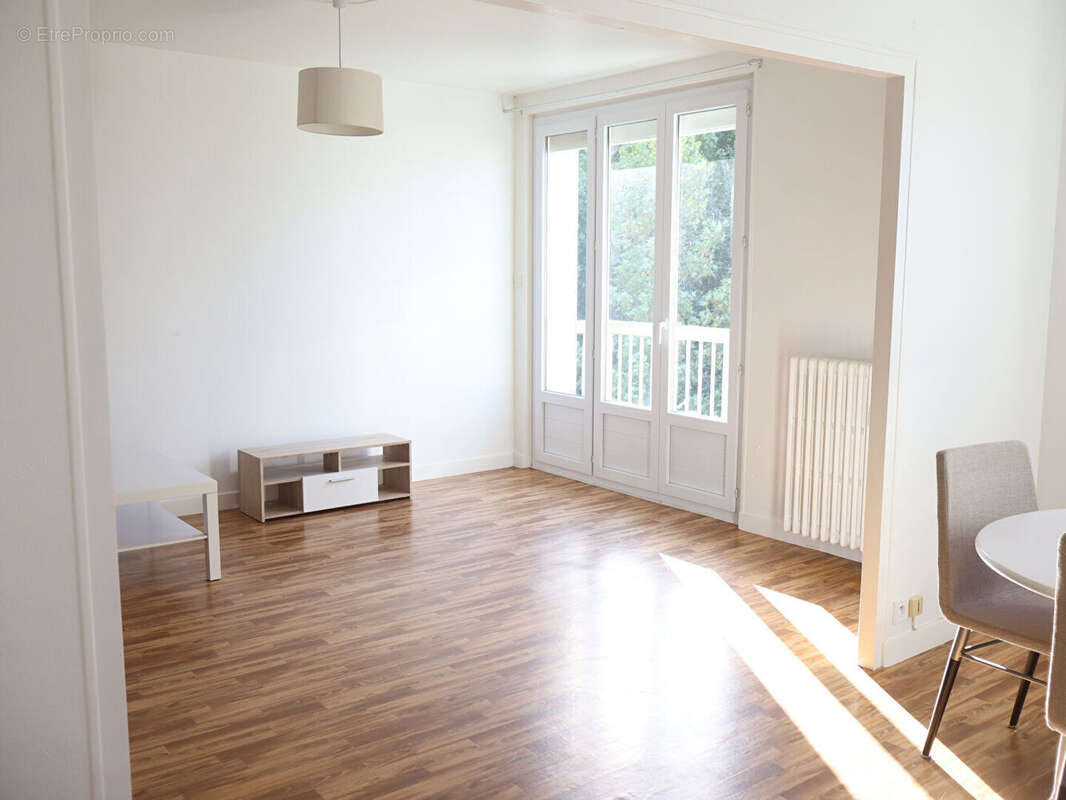 Appartement à MORTAIN