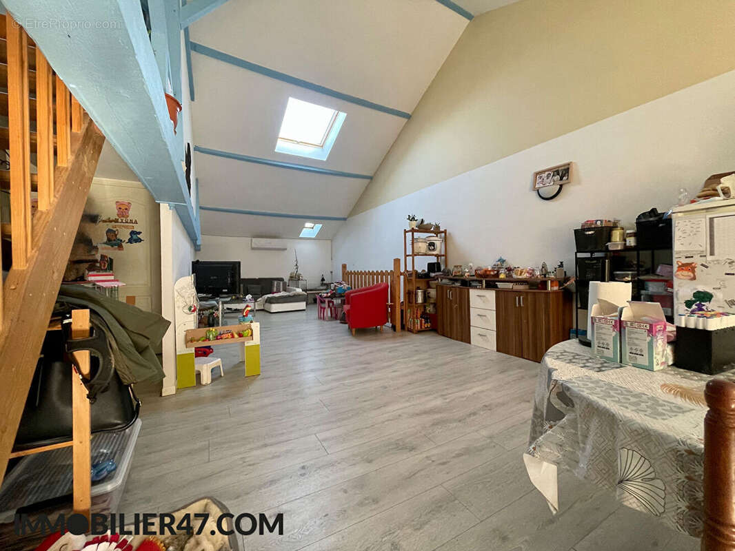 Appartement à LE TEMPLE-SUR-LOT