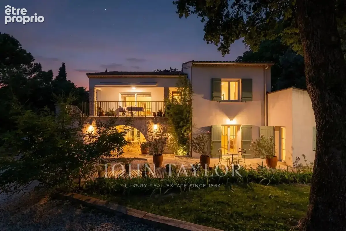Magnifique maison 7 pièces avec piscine à Vernègues - photo 22