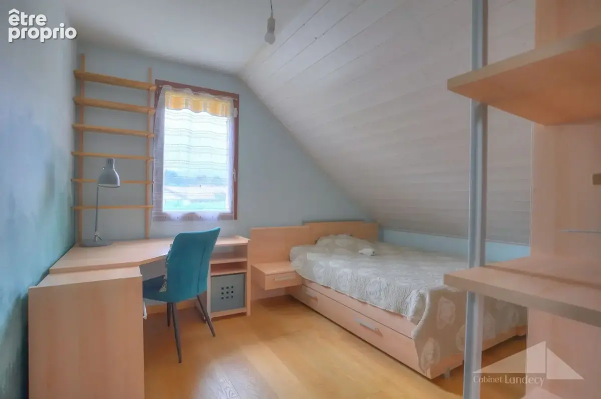 Maison 5 pièces 148 m² à vendre à Saint-Jean-De-Gonville (01630) - photo 8