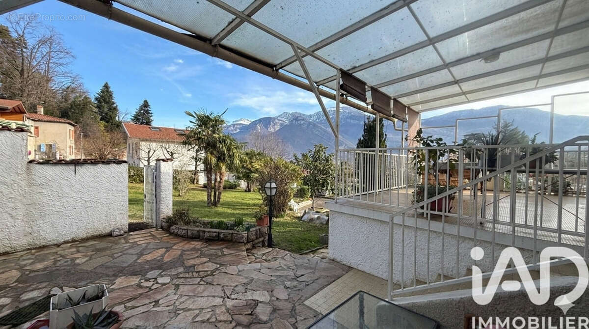 Photo 4 - Maison à VEUREY-VOROIZE