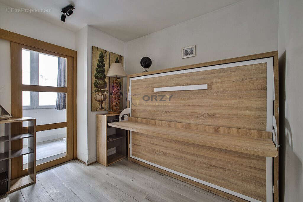Appartement à PARIS-10E