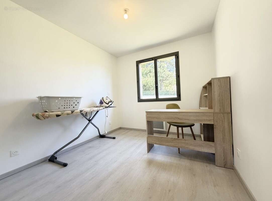 Maison à CUBJAC