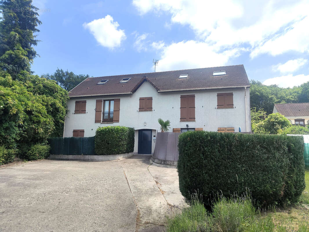Appartement à FORGES-LES-BAINS