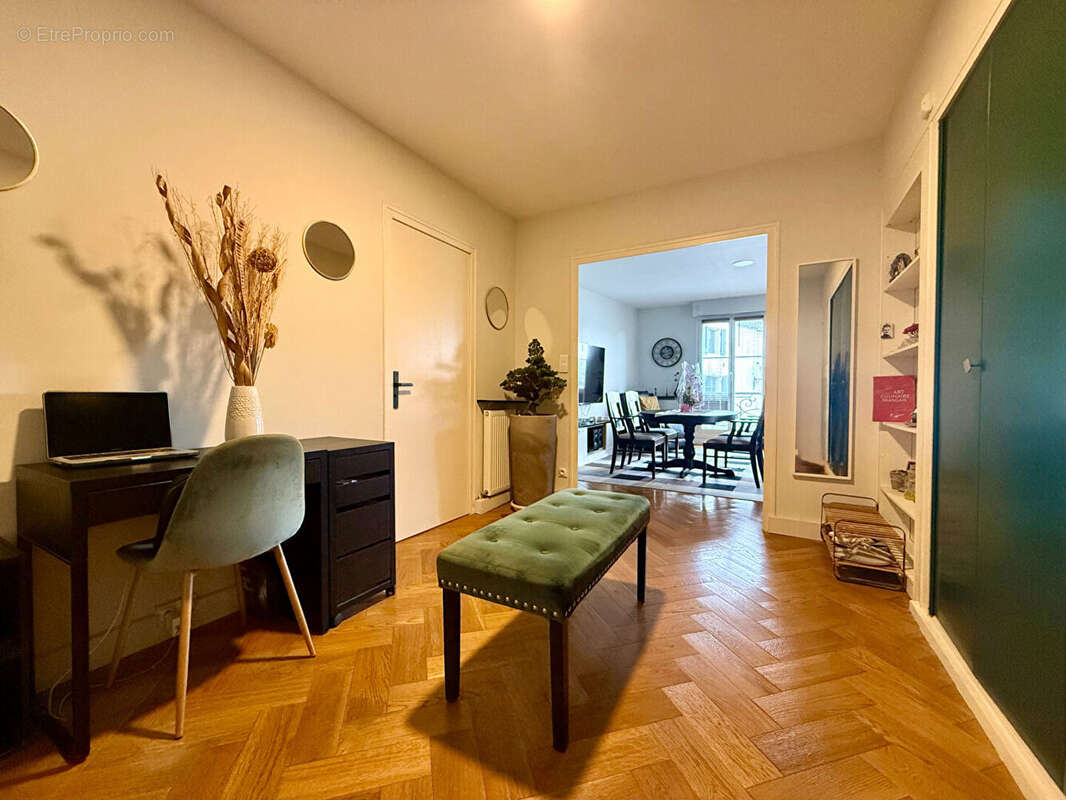 Appartement à SURGERES