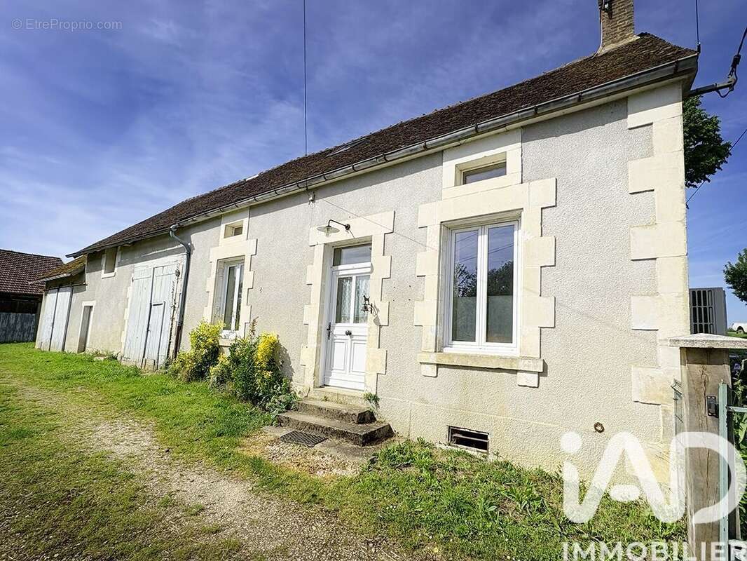 Maison 87 m² à Treigny  - photo 2