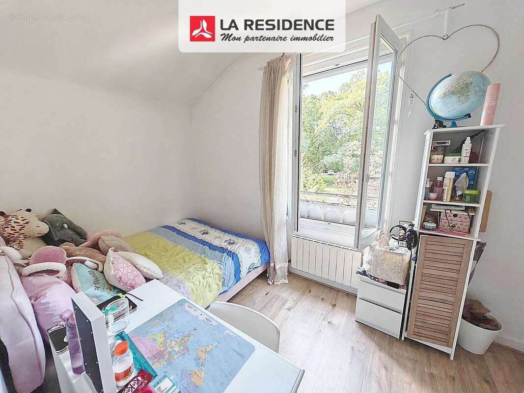 Maison 170 m² à Pierrefitte-Sur-Seine  - photo 5