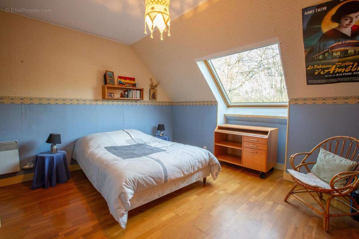 Photo 9 - Maison à LE MESNIL-SAINT-DENIS