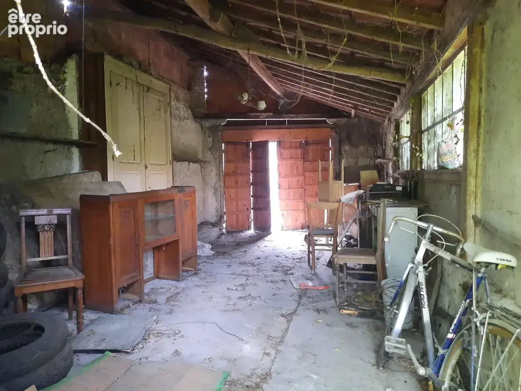 Terrain constructible avec garage - photo 3