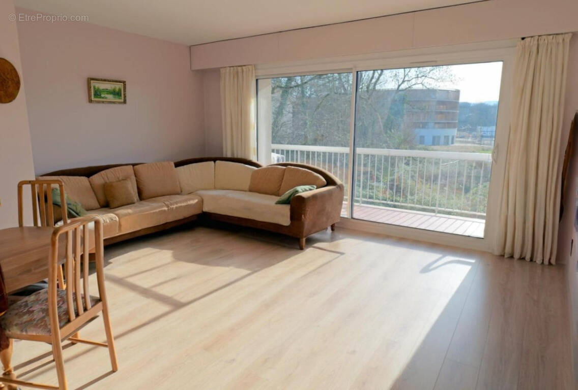 Appartement à FERNEY-VOLTAIRE