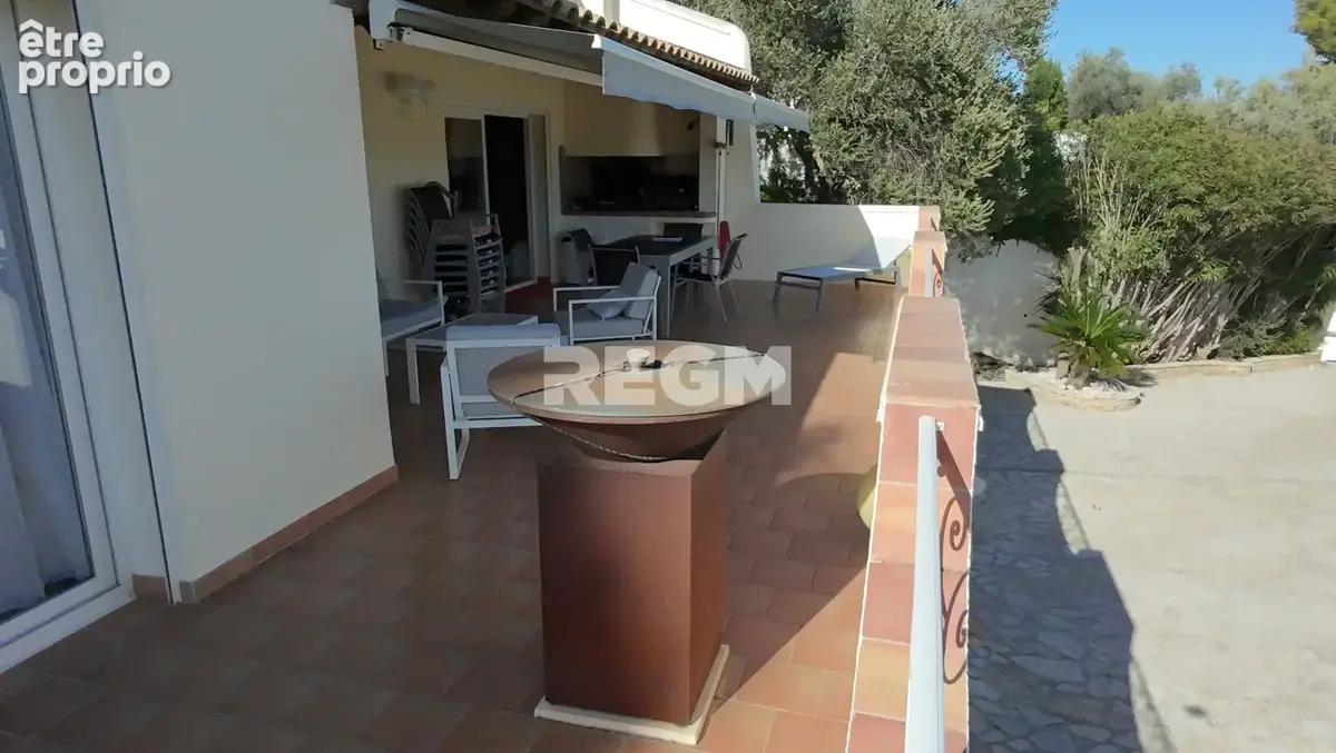 Maison d'architecte 211 m2 sur parcelle de 1780 M2 - photo 31
