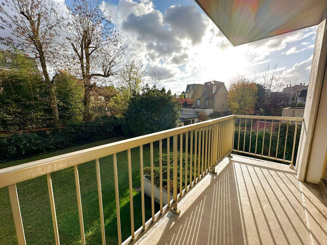 Appartement à SAINT-MAUR-DES-FOSSES