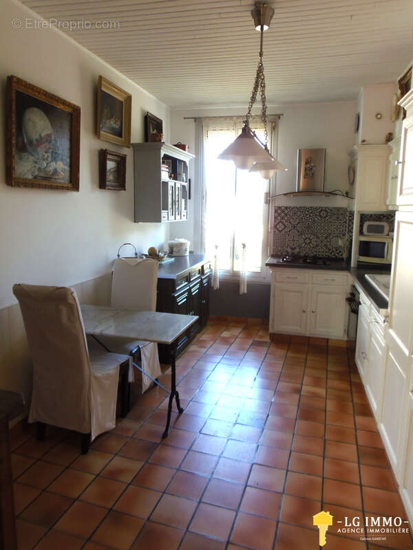 Maison à CHENAC-SAINT-SEURIN-D'UZET