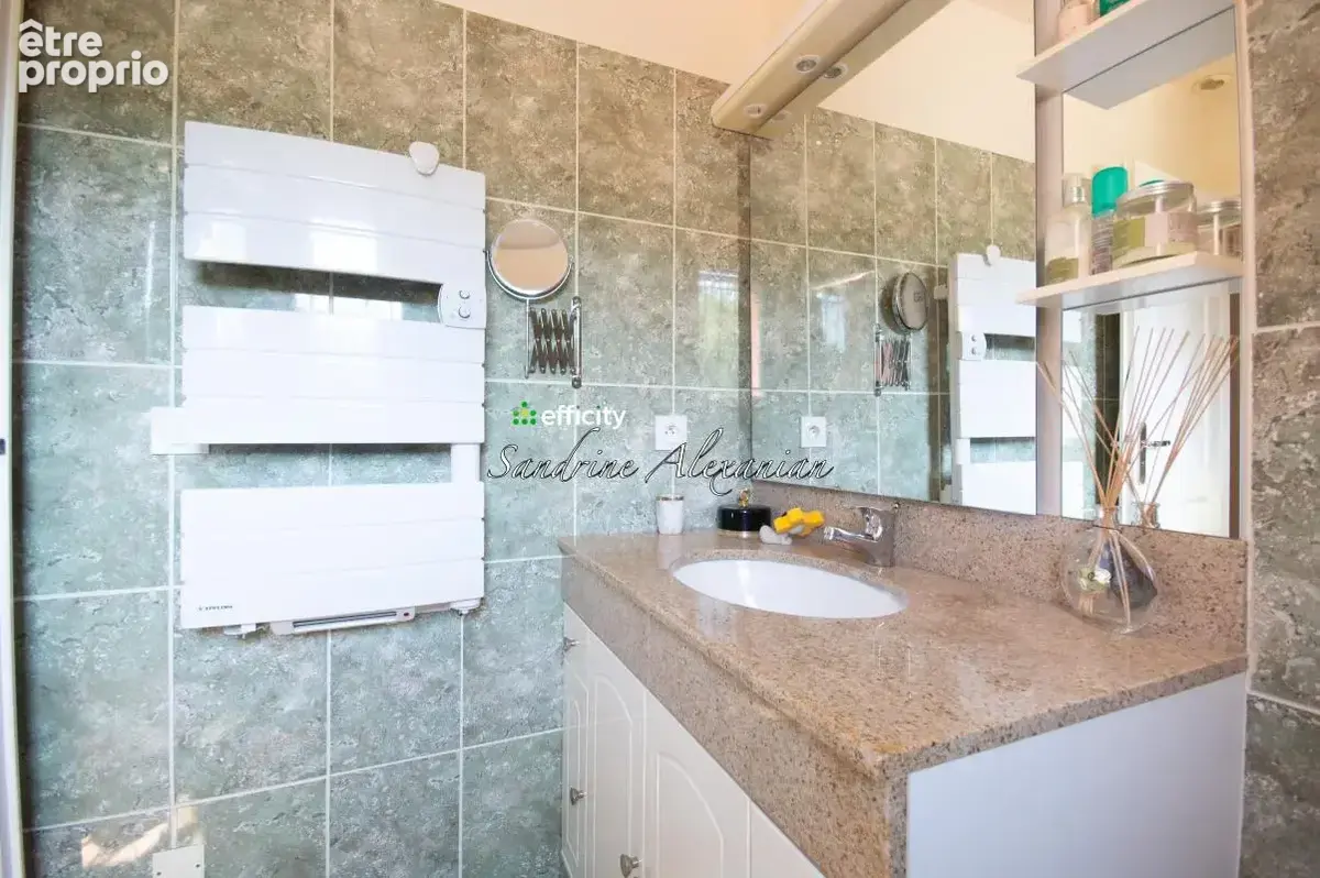 Maison 7 pièces 180 m² à vendre à Le Cannet-Des-Maures (83340) - photo 21