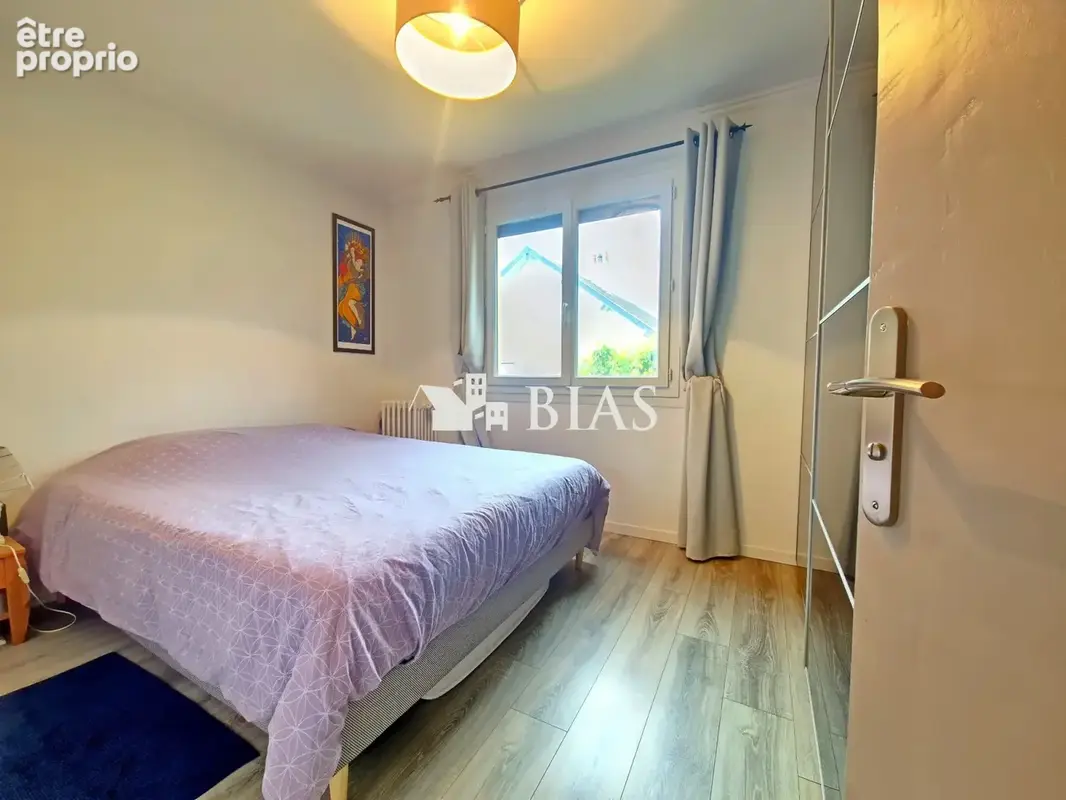 Maison 148 m² à Saint-Leger-Du-Bourg-Denis  - photo 6
