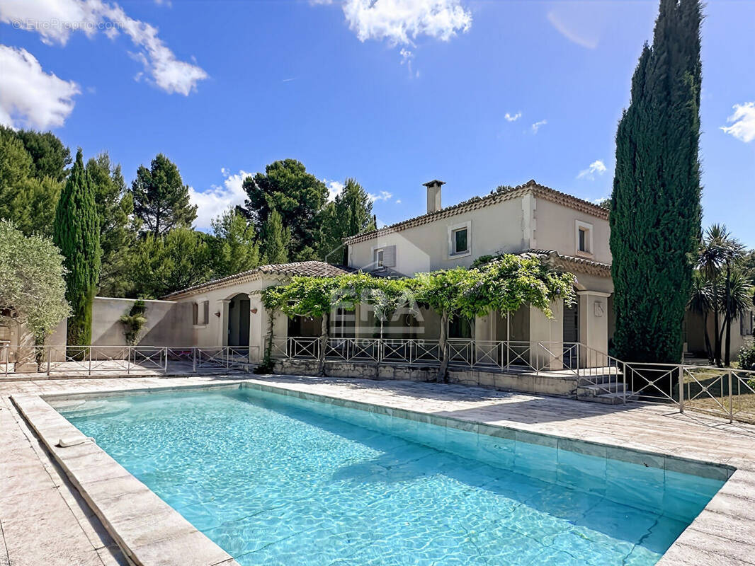 Maison à MAUSSANE-LES-ALPILLES