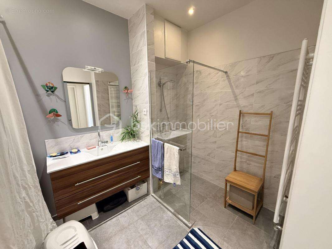 Centre-ville de Sète – Appartement de 128 m² avec terrasse, studio indépendant et fort potentiel - photo 5