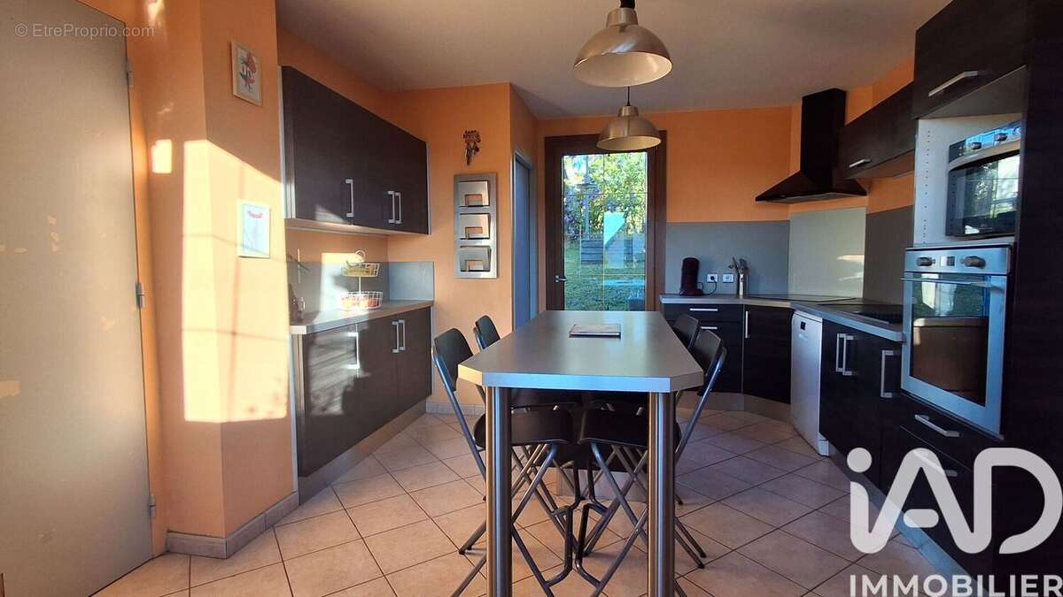 Photo 6 - Maison à BYANS-SUR-DOUBS