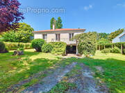 Maison à SAINTE-SOULLE