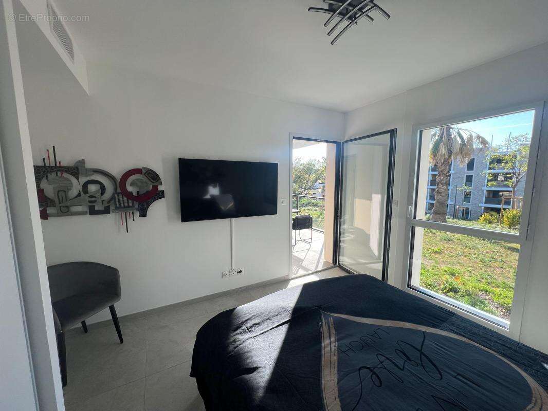 Appartement f2 avec terrasse et parking privatif a vendre résidence les terrasses de la mer - photo 10