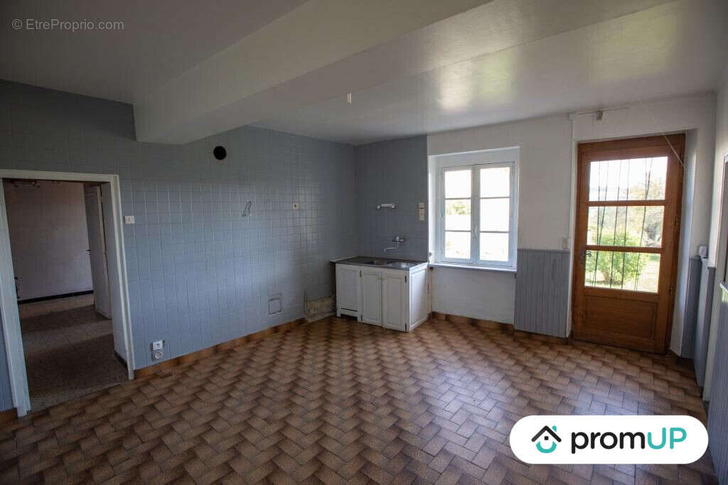 Maison à EGUILLY