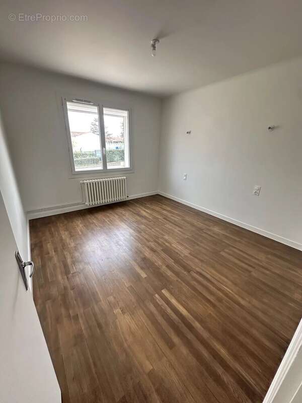 Maison à SAINT-CHRISTOPHE-DU-LIGNERON