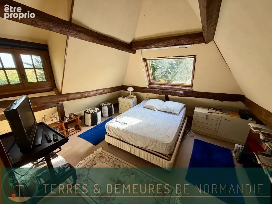 A vendre Charmant Prieuré avec Maison d'Amis édifié sur un terrain de plus de 3 900m² proche du BEC HELLOUIN (27800) - photo 13
