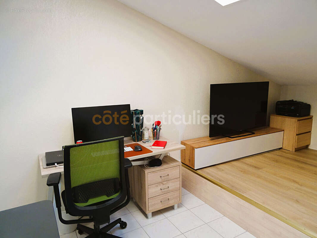 Appartement à LATTES