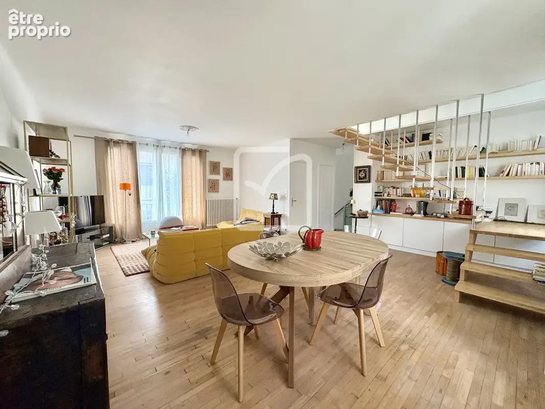 Maison à TERRASSON-LAVILLEDIEU