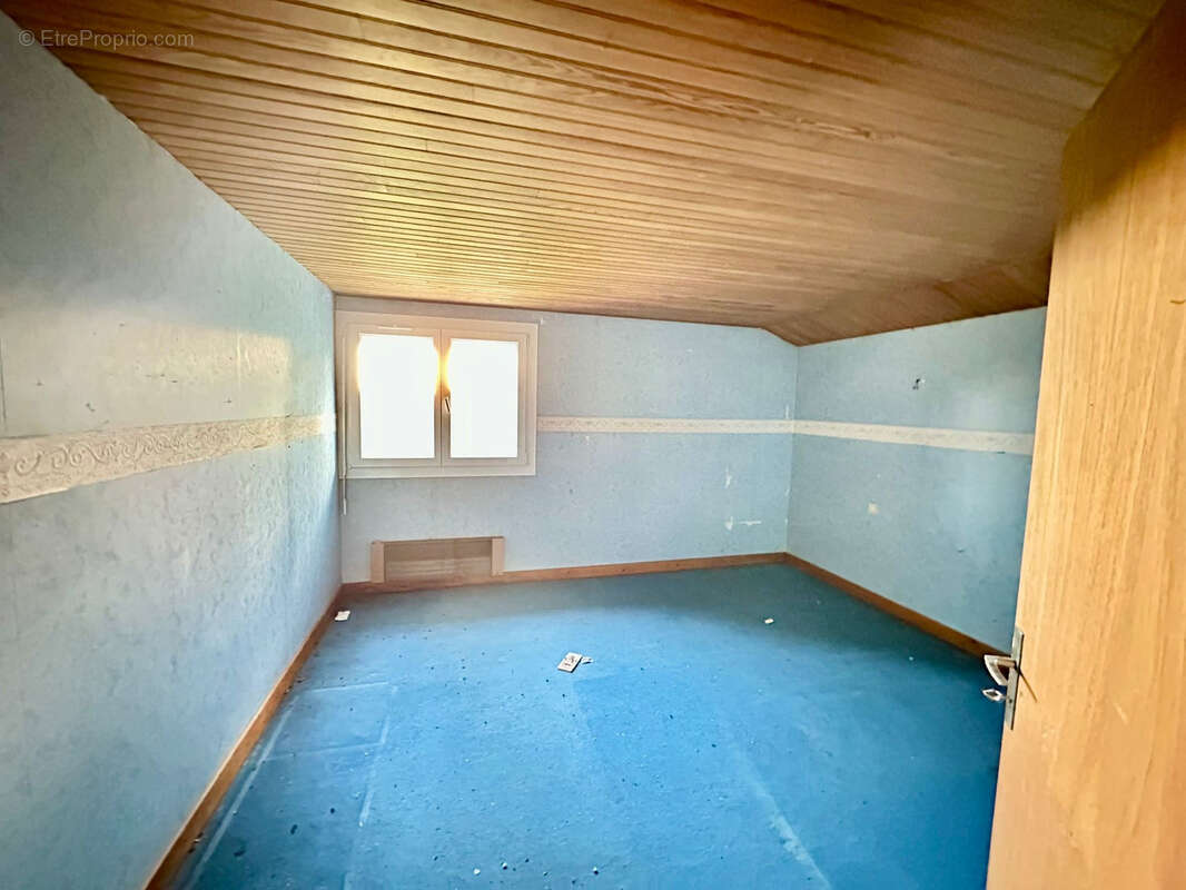 Maison à VELLEROT-LES-BELVOIR