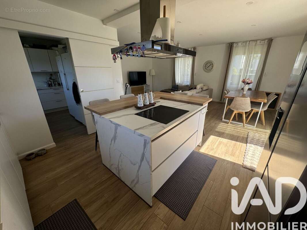 Photo 8 - Maison à SAINT-PRYVE-SAINT-MESMIN