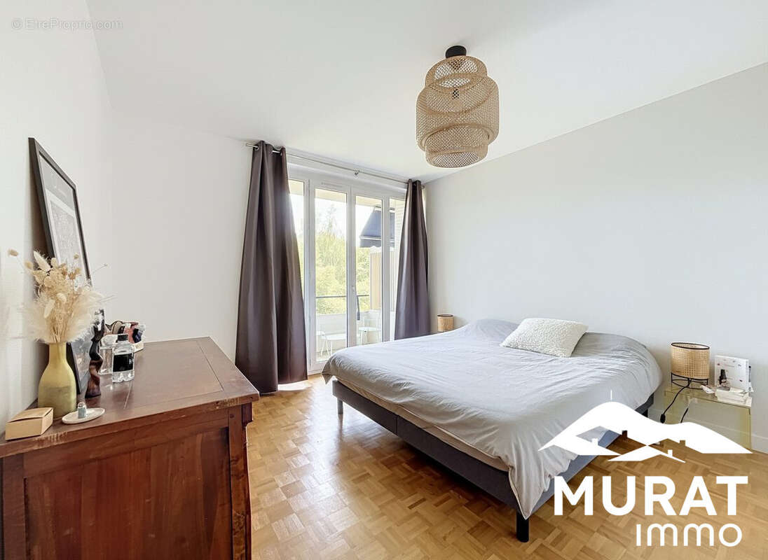Appartement à CHAMALIERES
