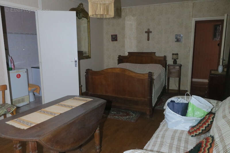 Maison à PLEAUX