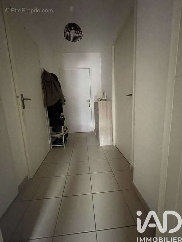 Photo 8 - Appartement à MAINVILLIERS