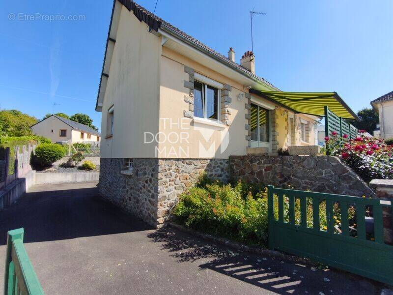 Maison à MAYENNE