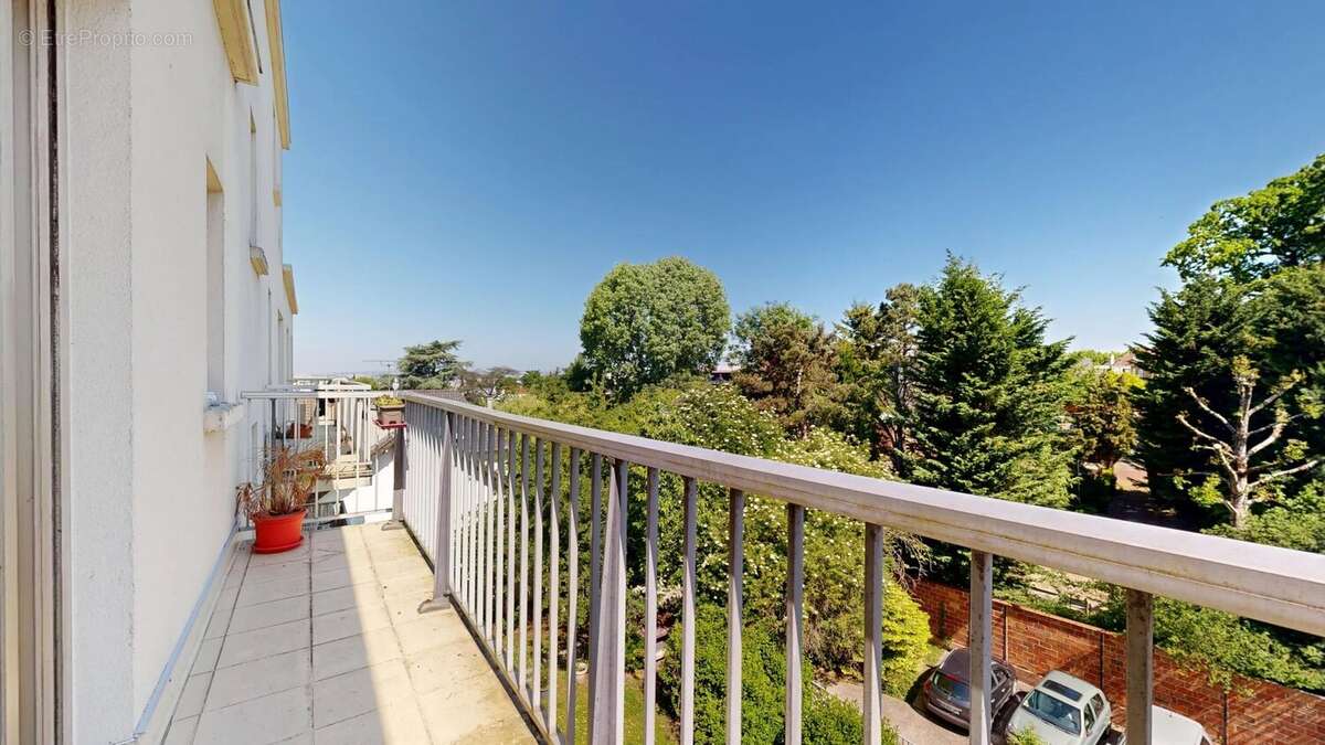 Appartement à LE RAINCY