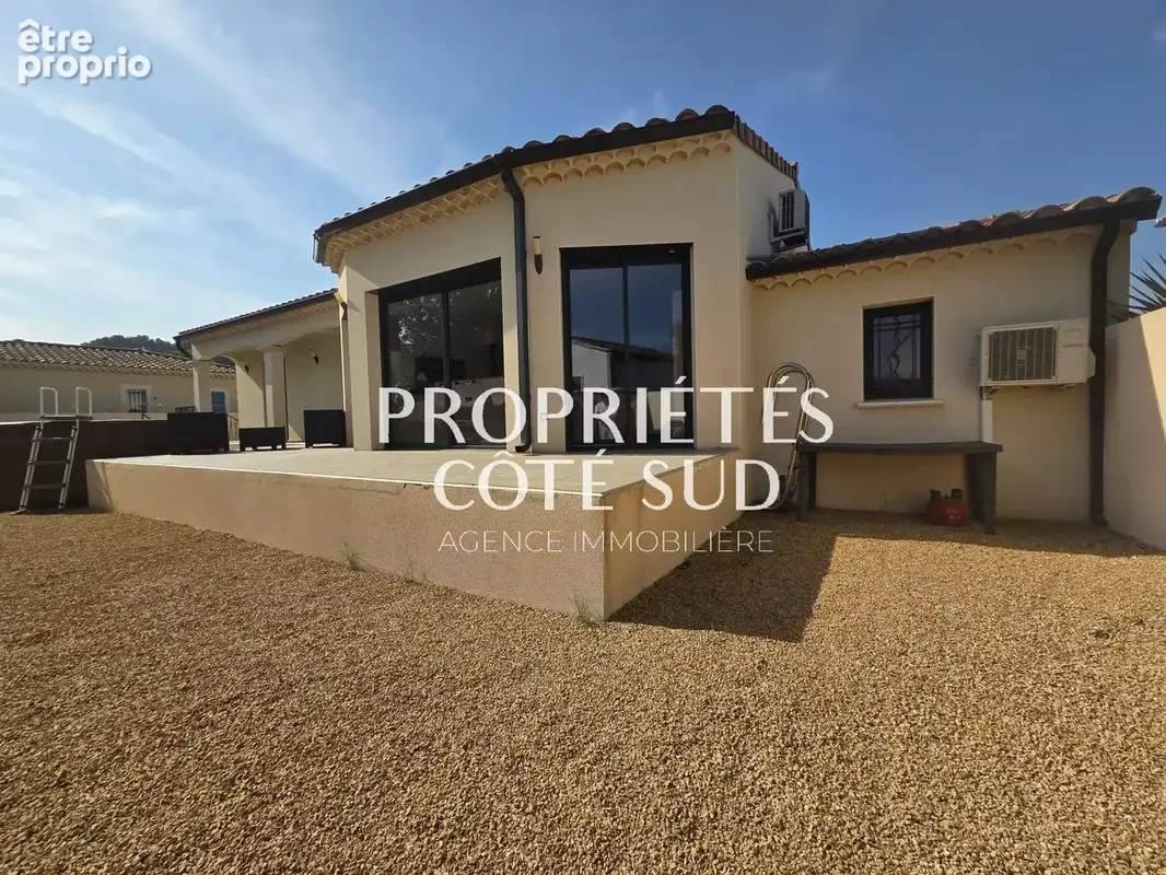 Photo Maison à Laudun-L'ardoise au prix de 289 500€