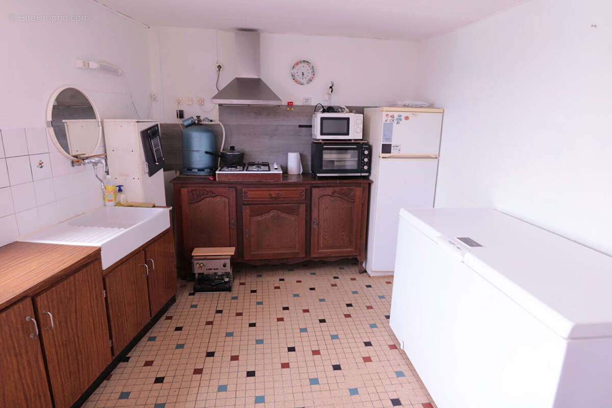 Maison à SAINT-AUBIN-DE-TERREGATTE