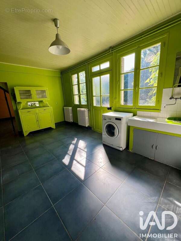 Maison 172 m² à Bourges  - photo 3