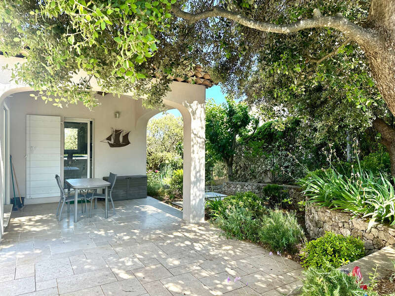AIX EN PROVENCE LA DURANNE - Maison 159M2 -Double garage 80m2 -T3 50m2 - Terrain 1236m2 - photo 3