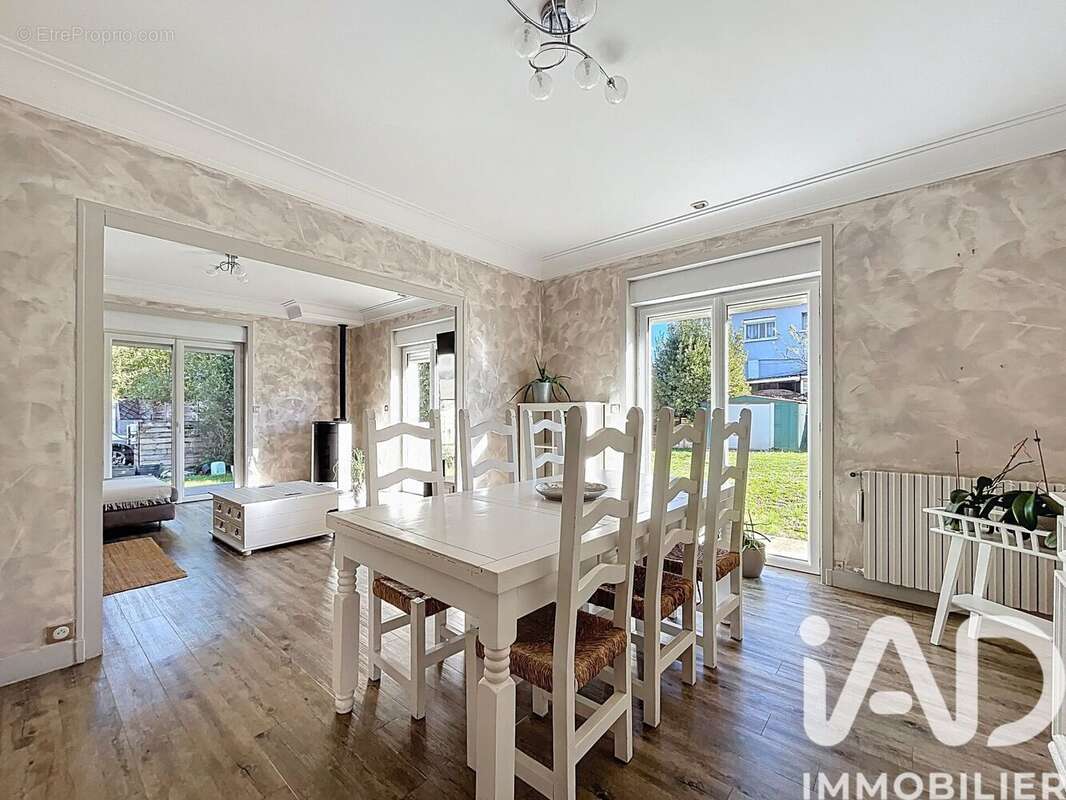 Photo 3 - Maison à BASSENS