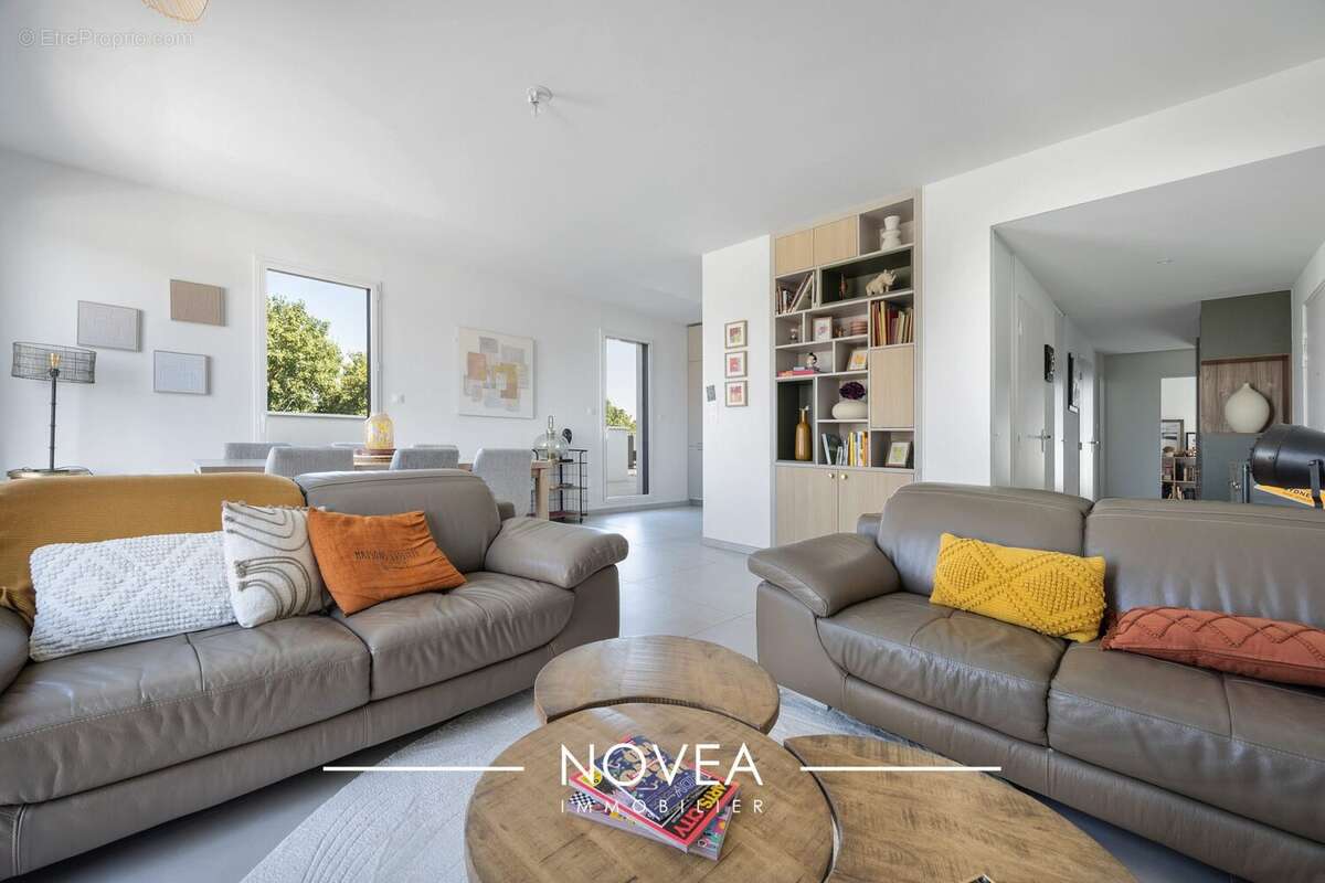 Appartement à SAINTE-FOY-LES-LYON